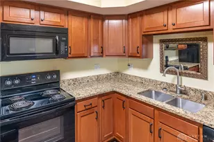 7606 Washington Park Dr, Dayton, OH 45459 - Photo 9