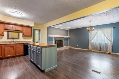 7606 Washington Park Drive, Dayton, OH 45459 - Photo 5