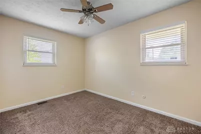 7606 Washington Park Drive, Dayton, OH 45459 - Photo 15