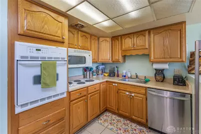 7119 Kismet Place, Dayton, OH 45424 - Photo 7