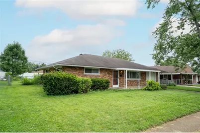 3888 Waterbury Drive, Kettering, OH 45439 - Photo 3