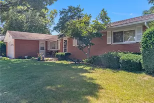 995 Oak Dale Dr, Xenia, OH 45385 - Photo 13
