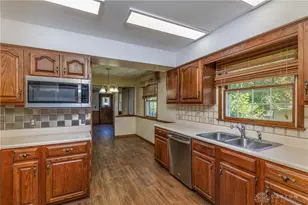 801 N Dorset Rd, Troy, OH 45373 - Photo 15