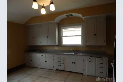 92 E Franklin Street, Dayton, OH 45459 - Photo 5