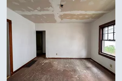 230 E Fairview Avenue, Dayton, OH 45405 - Photo 5