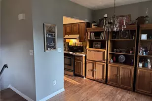 126 W Van Lake Dr, Vandalia, OH 45377 - Photo 7