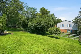 1801 Burgundy Ln, Washington Twp, OH 45459 - Photo 51