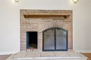1801 Burgundy Ln, Washington Twp, OH 45459 - Photo 7