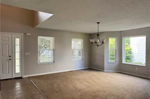 292 Hess Ct, Fairborn, OH 45324 - Photo 3