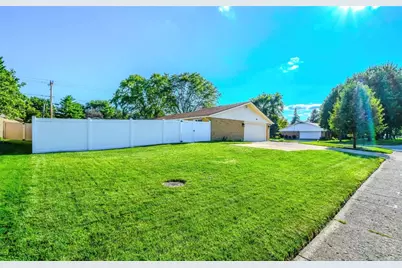 2276 Brookpark Drive, Kettering, OH 45440 - Photo 7
