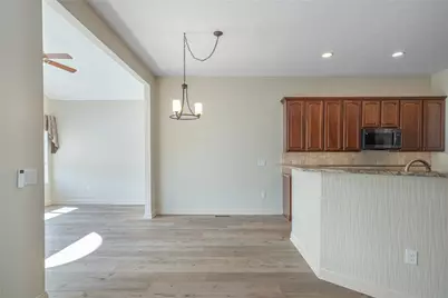 10138 Benham Drive, Washington Twp, OH 45458 - Photo 9