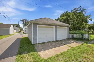 121 E Main St, West Carrollton, OH 45449 - Photo 29