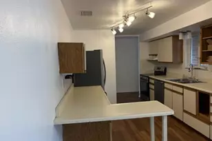 3040 Viewcrest Pl, Kettering, OH 45420 - Photo 9