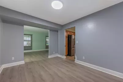8930 Willowgate Lane, Huber Heights, OH 45424 - Photo 7