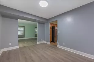 8930 Willowgate Ln, Huber Heights, OH 45424 - Photo 7
