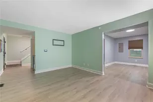 8930 Willowgate Ln, Huber Heights, OH 45424 - Photo 3