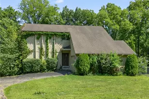 6006 Lynnaway Dr, Dayton, OH 45415 - Photo 1