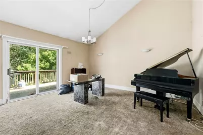 6006 Lynnaway Drive, Dayton, OH 45415 - Photo 11