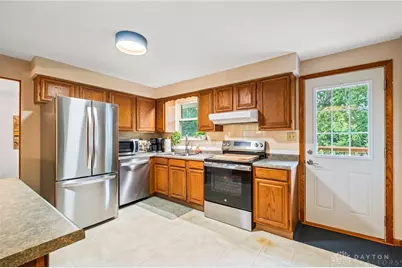 1310 Old Country Lane, Dayton, OH 45414 - Photo 9