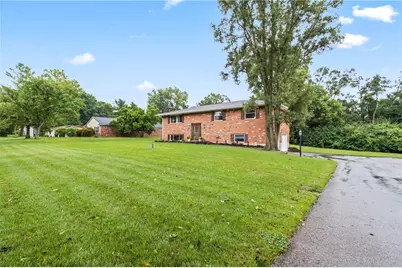 1310 Old Country Lane, Dayton, OH 45414 - Photo 3