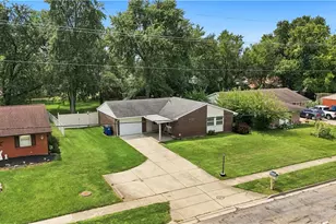 5242 Taylorsville Rd, Dayton, OH 45424 - Photo 25