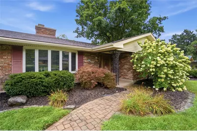 2372 Banyon Drive, Beavercreek, OH 45431 - Photo 3