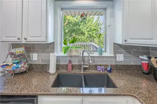 719 N Lindsey Ave, Miamisburg, OH 45342 - Photo 9