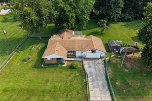 1530 Wolf Rd, West Alexandria, OH 45381 - Photo 3