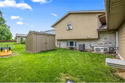 562 Hathaway Trail, Tipp City, OH 45371 - Photo 49