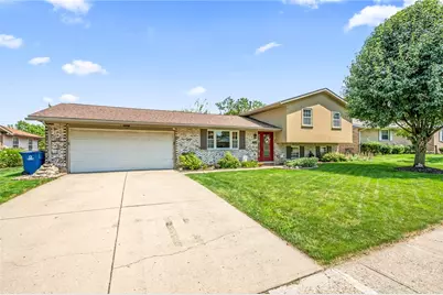 562 Hathaway Trail, Tipp City, OH 45371 - Photo 1