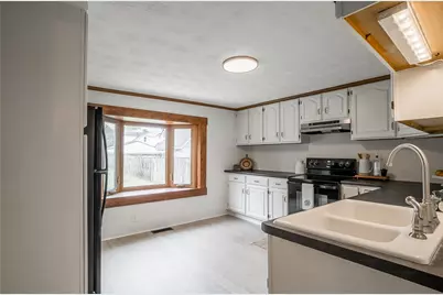217 N 2nd Street, Tipp City, OH 45371 - Photo 7