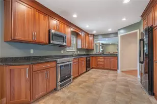 9010 S Normandy Ln, Dayton, OH 45458 - Photo 11
