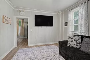 219 Orange St, Urbana, OH 43078 - Photo 9