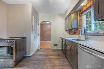 125 Napoleon Drive, Dayton, OH 45429 - Photo 7