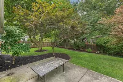 125 Napoleon Drive, Dayton, OH 45429 - Photo 27