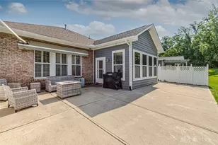 621 Carrick Dr, Washington Twp, OH 45458 - Photo 13