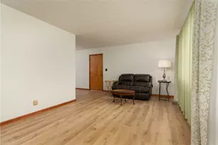 5024 Rainier Dr, Dayton, OH 45432 - Photo 7