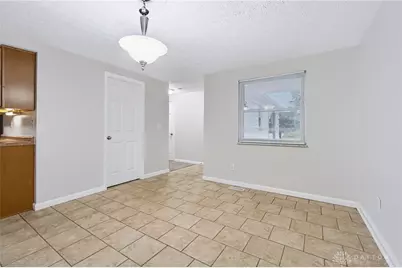 5916 Longford Road, Huber Heights, OH 45424 - Photo 9