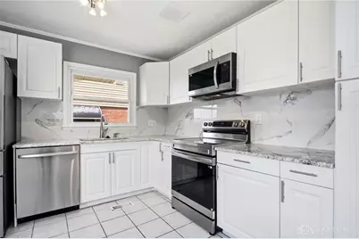 5777 Jassamine Drive, Dayton, OH 45449 - Photo 9