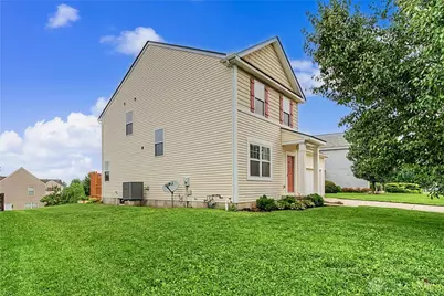 533 Lake Front Drive, Lebanon, OH 45036 - Photo 3
