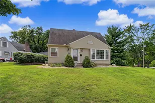 415 S Stadium Dr, Xenia, OH 45385 - Photo 1