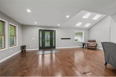 101 Thruston Boulevard, Oakwood, OH 45409 - Photo 3