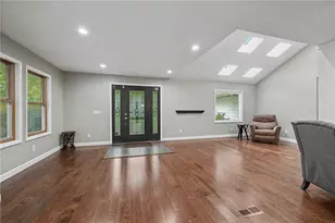 101 Thruston Blvd, Oakwood, OH 45409 - Photo 3