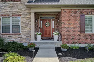 2054 Stablehand Dr, Dayton, OH 45458 - Photo 5