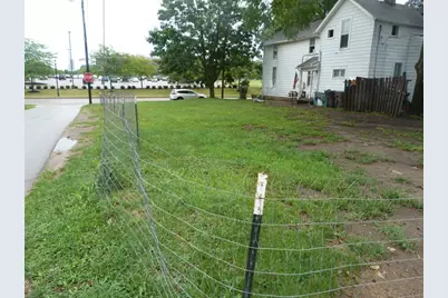 327 N Yellow Springs Street, Springfield, OH 45504 - Photo 3