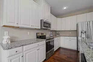 9613 Linden Brook Dr, Centerville, OH 45458 - Photo 23