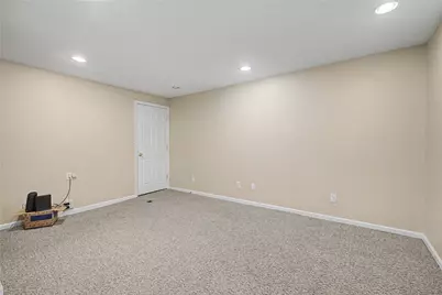 100 Greendale Drive, Kettering, OH 45429 - Photo 35