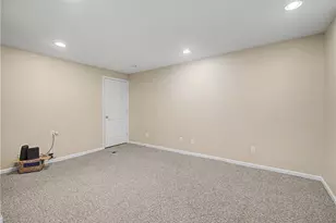 100 Greendale Dr, Kettering, OH 45429 - Photo 23