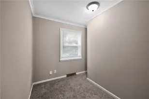 5279 Ferngrove Dr, Dayton, OH 45432 - Photo 9