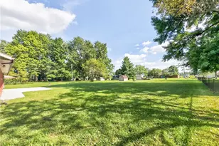 340 Essex Dr, Tipp City, OH 45371 - Photo 33